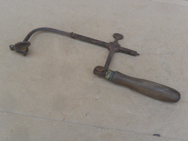 Ancien étau à Main De Bijoutier-horloger - Outil De Métier En Acier - 17 Cm