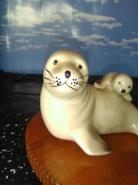 Vinatge Ceramic Mother and Baby brownish gray Seal Figurine hand painted