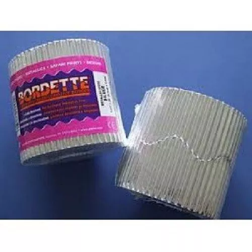 Metallic Silver Scalloped Fade-Resistant Corrugated Card Bordette Border Roll