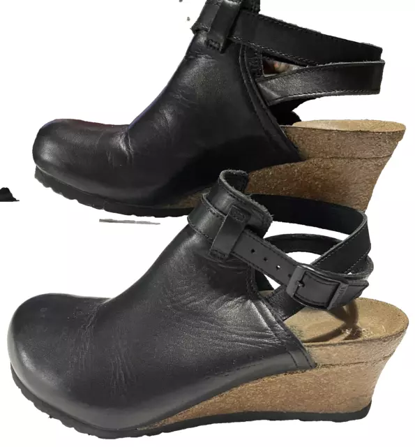 Esra cognac wedge shoes 2025