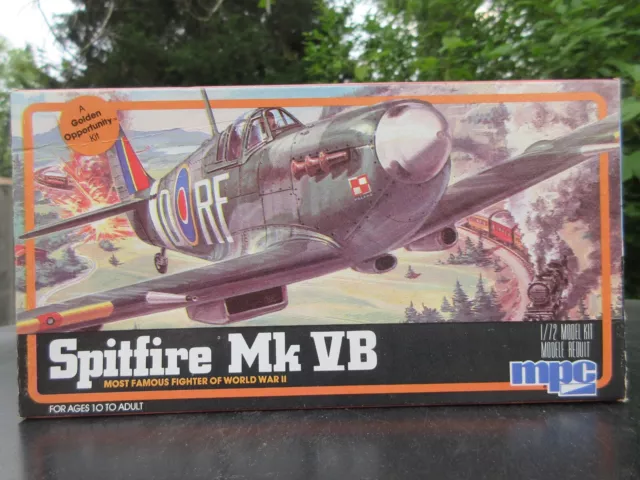 VINTAGE MPC 1/72 SPITFIRE Mk.Vb #1-4007 lot of TWO model aircraft kits