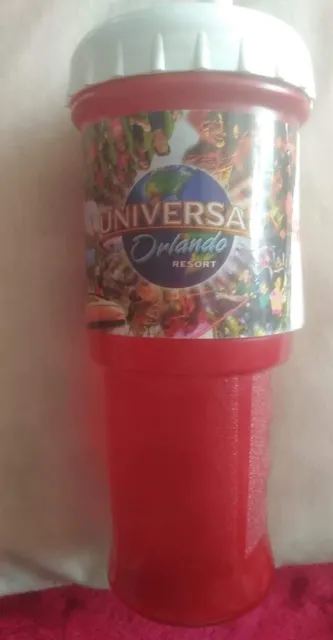 2012 Universal Orlando Resort used sharing drinks bottle needs straws