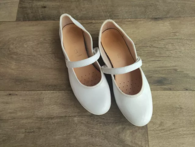 Geox Chaussures Femmes Ballerines de Cérémonie Blanc Avec Bande Pointure 37