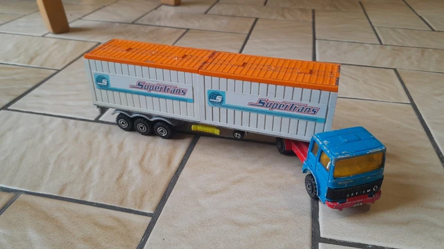 CAMION TRANSPORT container saviem MAJORETTE made CAMION TRANSPORT container saviem MAJORETTE made