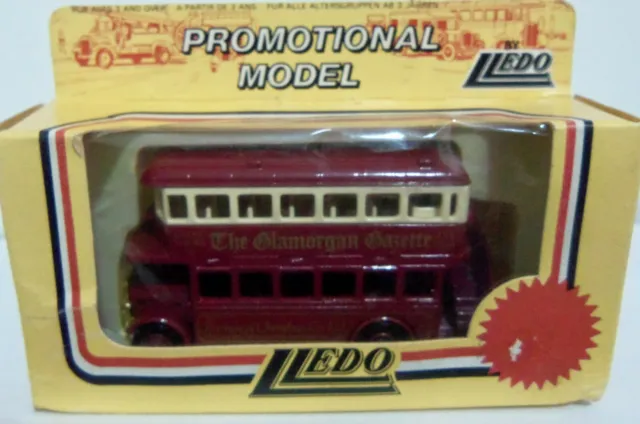 LLEDO PROMOTIONAL MODEL 1932 AEC Regent D.D.Bus LP15-111B - Porthcawl