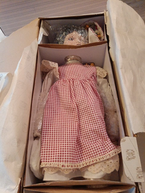 Heritage Signature Collection Honey "Bea" porcelain Doll Original Box #12317