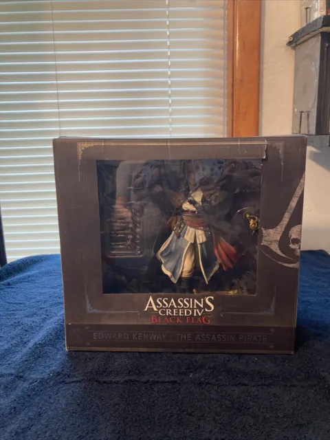Assassins Creed Edward Kenway : The Assassin Pirate Statue Figure New In Box !!!