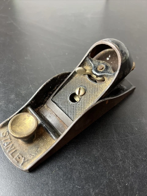 Stanley No. 9 1/4 Wood Block Plane Brass Front Knob