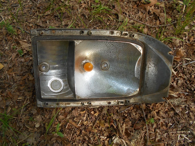 1965 Buick Riviera Clamshell Headlight Rear assembly cover