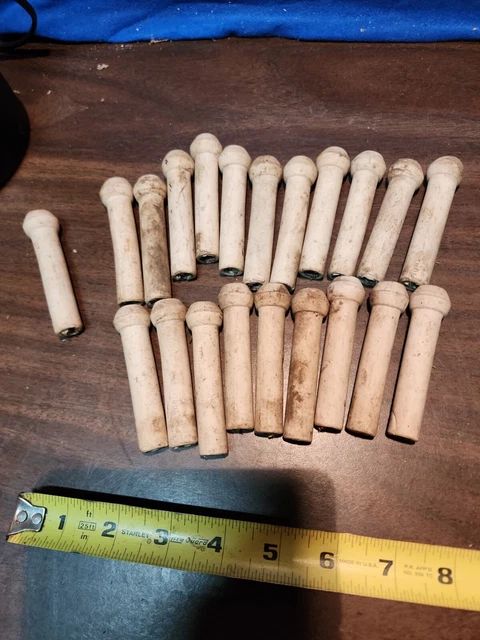 Lot of  21 Vintage Porcelain Ceramic Knob and Tube Wire Insulators. THOMAS