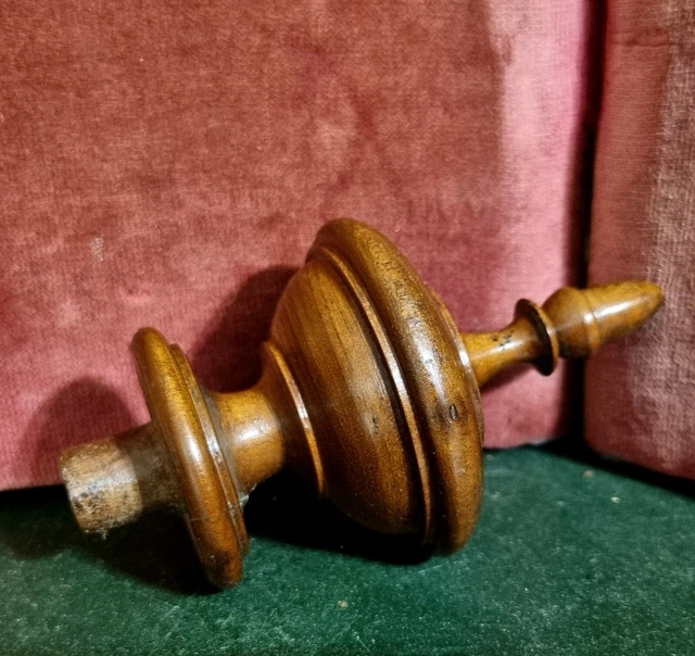 Antique french architectural salvage - Victorian turned wood post finial 3.86 in