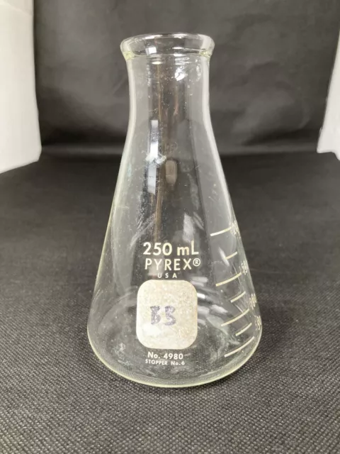 Vintage Pyrex Flask Erlenmeyer 250ml Glass Chemistry Science Laboratory 4980
