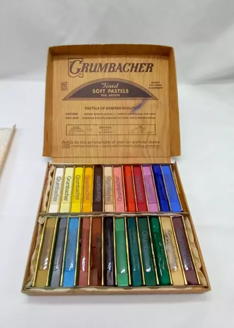 Vintage Grumbacher Finest Soft Pastels For Artists Cat. No. 1 Box