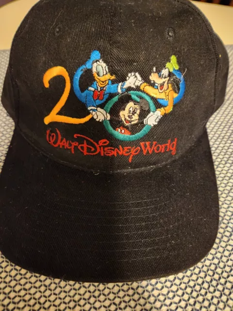 Vintage Walt Disney World Hat 2000 Strapback  Cap Mickey Mouse Goofy Donald Duck