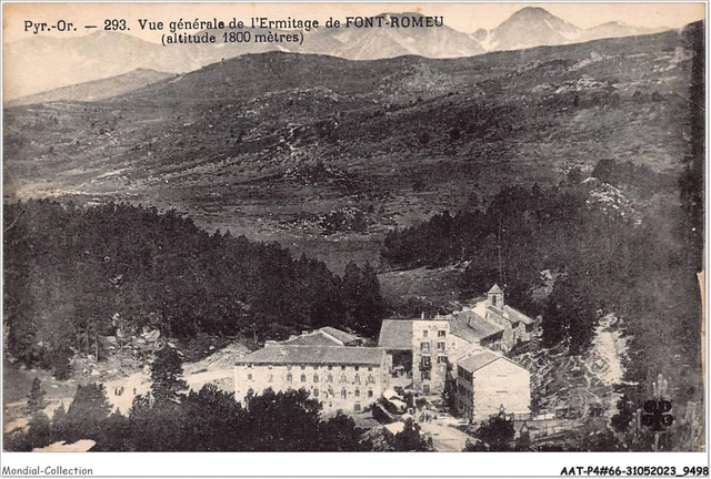 Carte Postale Ancienne CPA 66 – Py Pres Sahorre La Place Et L'Église – Années 1900