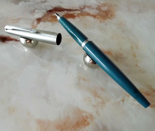Stylo Parker 180 Acier Brossé - Rare, Feutre/roller, Avec écrin Luxe, Occasion