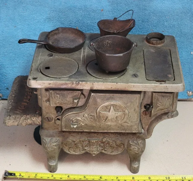 Antique 19th C. PERFECTION  Salesman's Sample Cast Iron Stove with Accessories