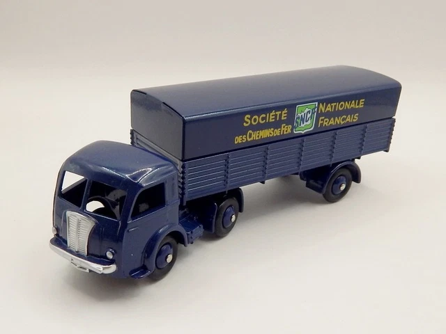 DINKY TOYS ANCIEN CAMION PANHARD  KODAK  référence 32 AJ AVEC BACHE D