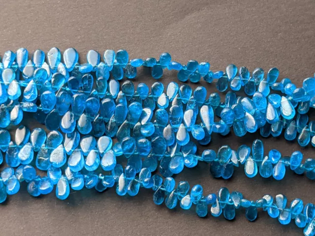 4-6 MM Fluo Bleu Apatite Uni Poire Perles, Naturel Fluo Apatite Briolette, Libre