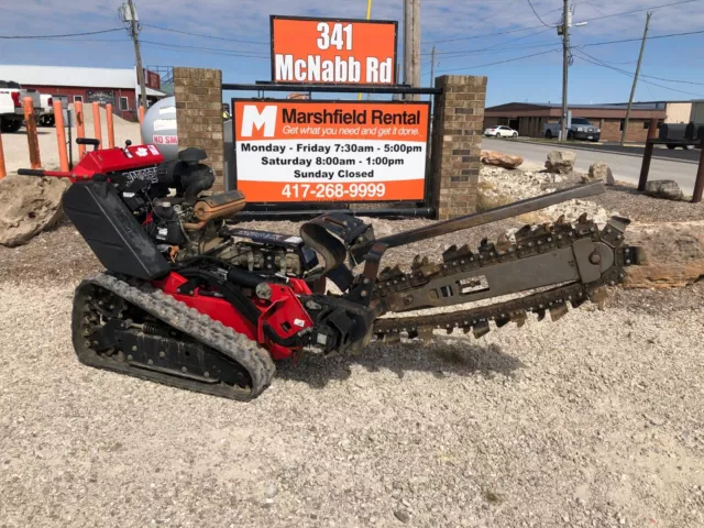 Barreto 2024TKH Walk Behind Trencher 36 Bar w/Combo Chain Barreto 2024TKH Walk Behind Trencher 36 Bar w/Combo Chain