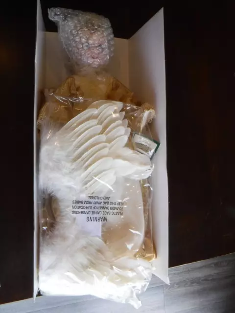 HERITAGE SIGNATURE COLLECTION 2003 PORCELAIN DOLL -- ANGEL -- Still in Box