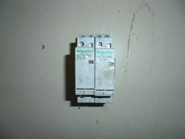 Contacteur Schneider Electric série GC1611M5 / 16A Lots de 2