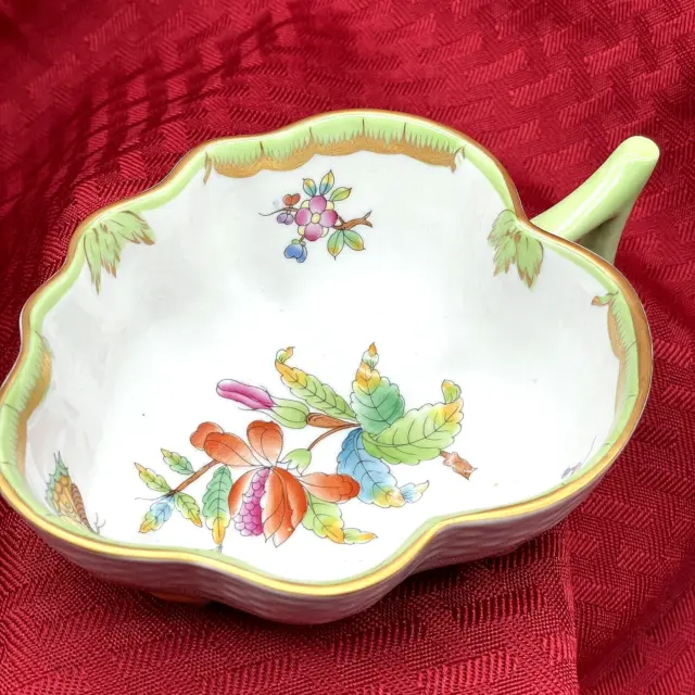 Herend Queen Victoria Leaf Bowl