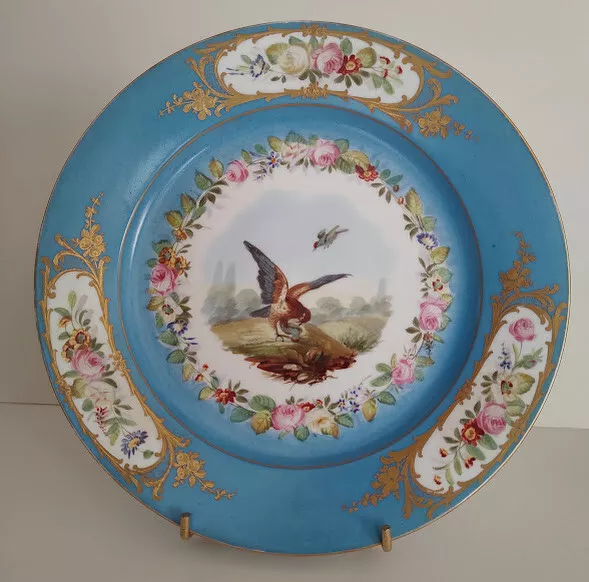 Assiette en Porcelaine de Sèvres XIXème siècle