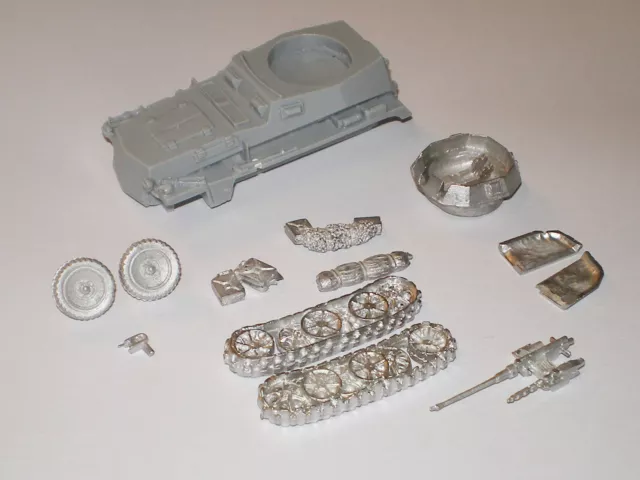 Early War 20mm (1/72) German Sd Kfz 250/9 Alt