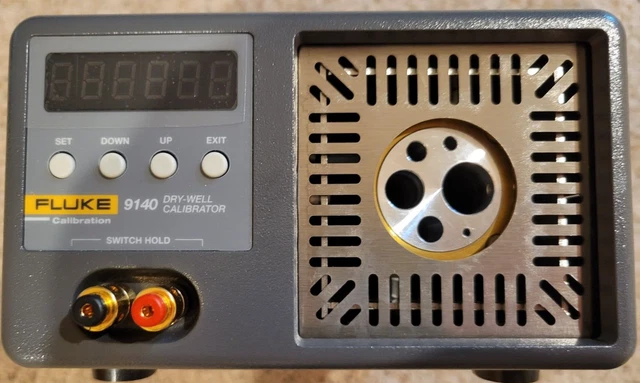 Fluke Calibration 9140 Field Dry-Well Temperature Calibrator