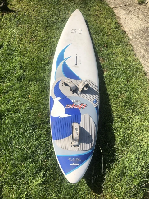 ウインドサーフィン ミストラル8′6 90L ウェーブボード ウインドサーフィン ミストラル8′6 90L ウェーブボード ウインド