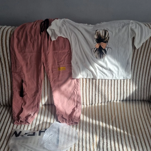 Women shein 2 piece set white tshirt and Drawstring pink pants size L