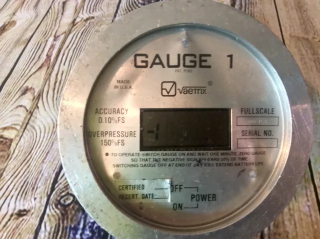 Vaetrix Gauge 1 Digital Pressure Gauge 2,000 PSI RD