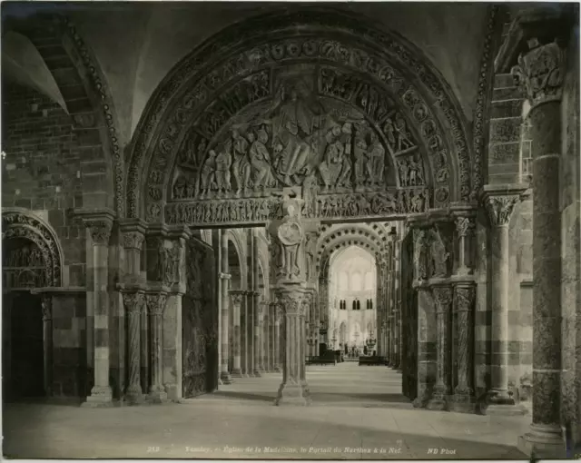 N.D. France, Vézelay, Eglise de la Madeleine Vintage Silver Print Arge Print
