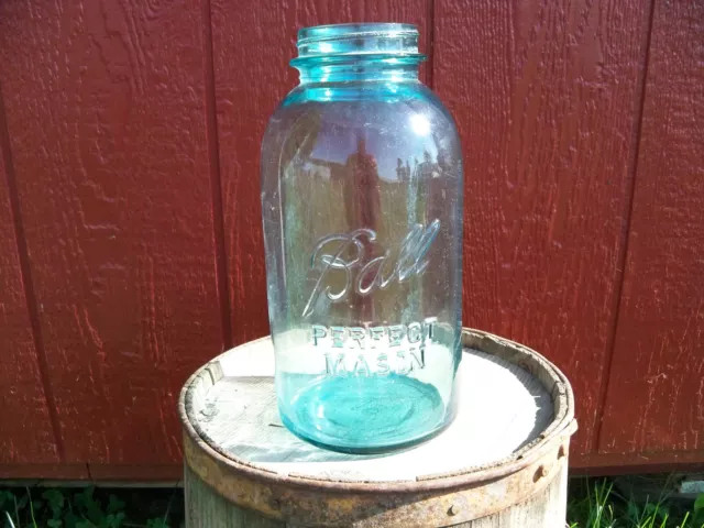 Vtg Ball Perfect Mason Aqua Blue Half Gallon Screw Top Jar, 1923-33