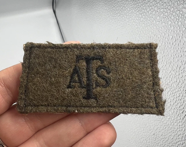 GENUINE WW2 ATS Auxiliary Territorial Service Slip On Shoulder Title £ ...