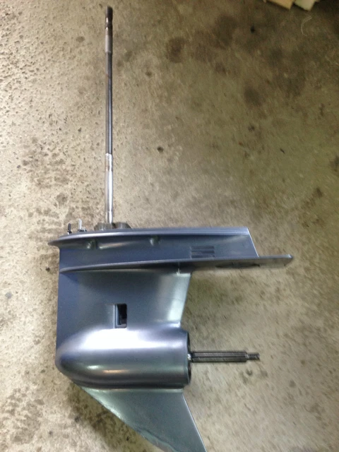 embase pour un f 100 cv yamaha 4tps