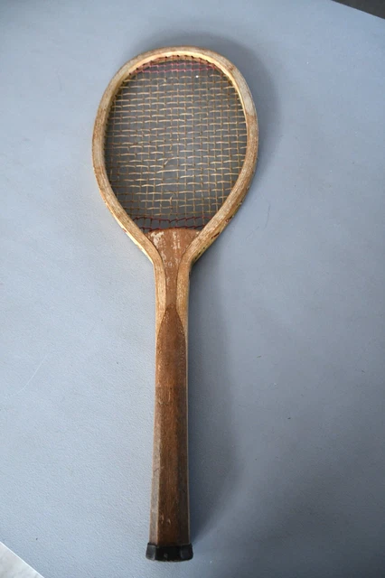 Raquette Tennis Femme Ancienne Raquette De Tennis En Bois Diane – Cordage Boyau, Chanfreins Arrondis, Vintage Raquette Collection Tennis