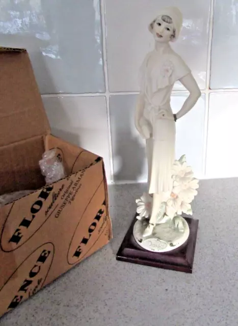 Florence Giuseppe Armani  Figurine Daisy - signed