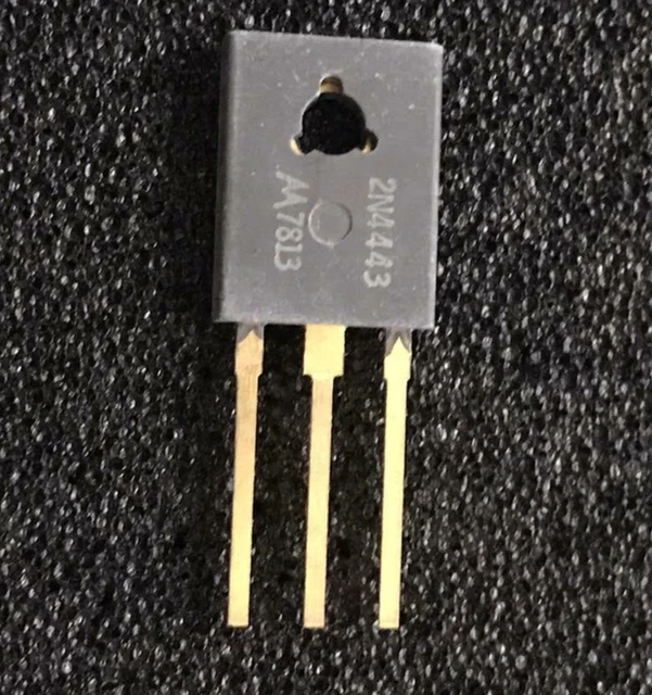 2 pcs  Tristore Triodo Blocco inverso 400 V 8A - T0127 - motorola Nuovi