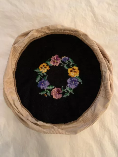 Vintage handgefertigter Nadelspitzenring Blumen Wandteppich Pouffe Abdeckung. 15" Durchmesser