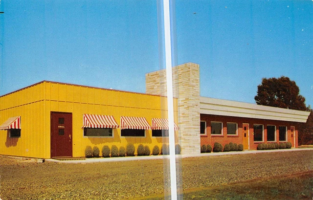 MANISTIQUE Michigan postcard Upper Peninsula The Surf restaurant #53