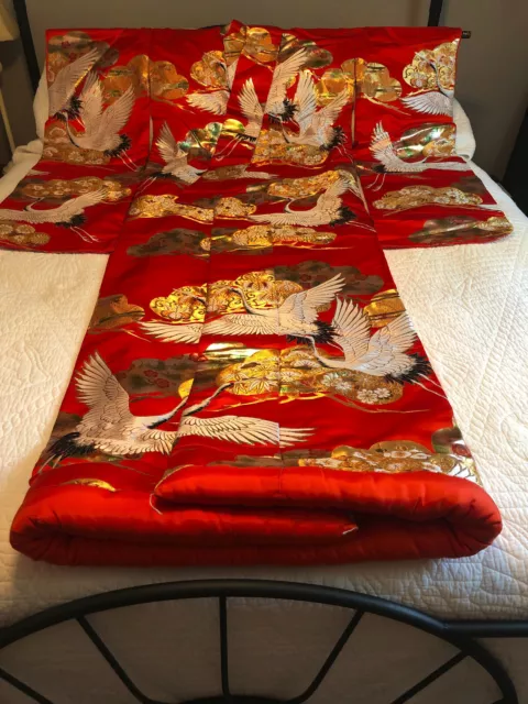 SUPERIOR CRAFTSMANSHIP Silk /Embroidery Japanese Uchikake Wedding Kimono 