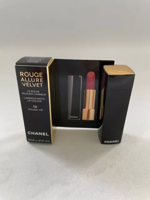 Kleiner Lippenstift von Chanel, Rouge Allure Velvet, neu ovp