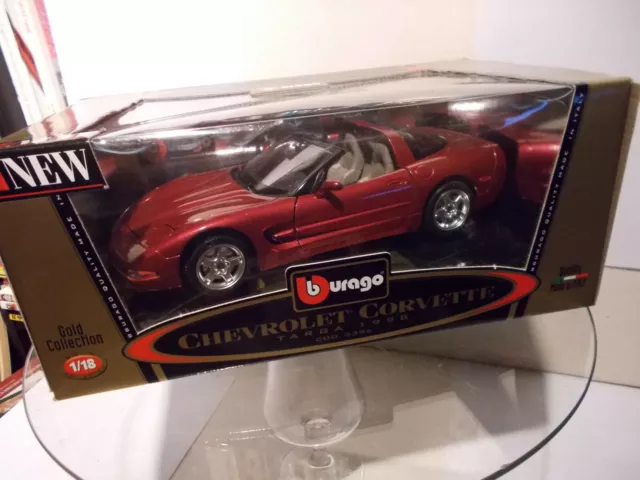 LJ397 BURAGO GOLD COLLECTION 3366 1/18 1:18 Chevrolet Corvette 1997 rouge