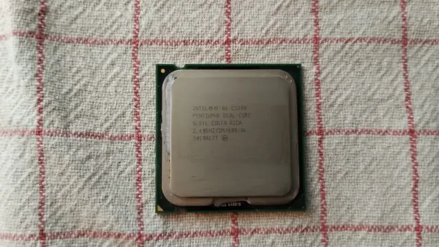 Intel Pentium Dual Core E5300 SLGTL COSTA RICA 2.60GHz/2M/800/06