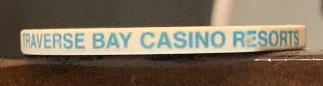 Traverse Bay Leelanau Sands $1 Casino Chip - Peshawbestown MI Michigan Ceramic 3