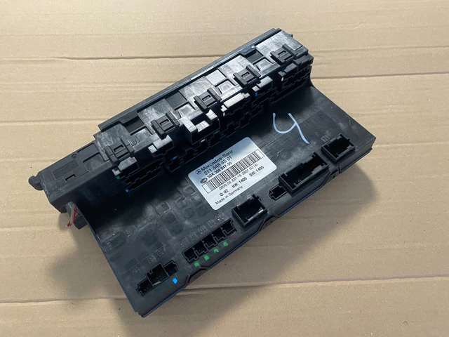 MERCEDES W211 E-CLASS Control Unit Central Electric Fuse Box 2115454501 ...