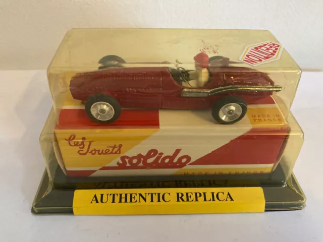 1/43 Solido Maserati 250 1956 état neuf sous blister scellé et boite non ouvert