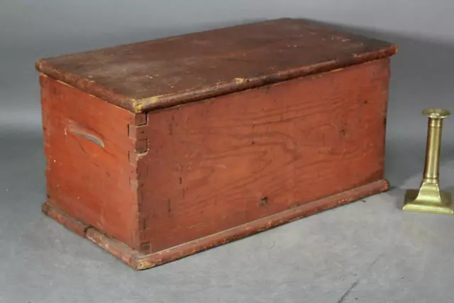 Rare 19Th C Pennsylvania Dovetailed Covered Dough Box Great Original Red Paint